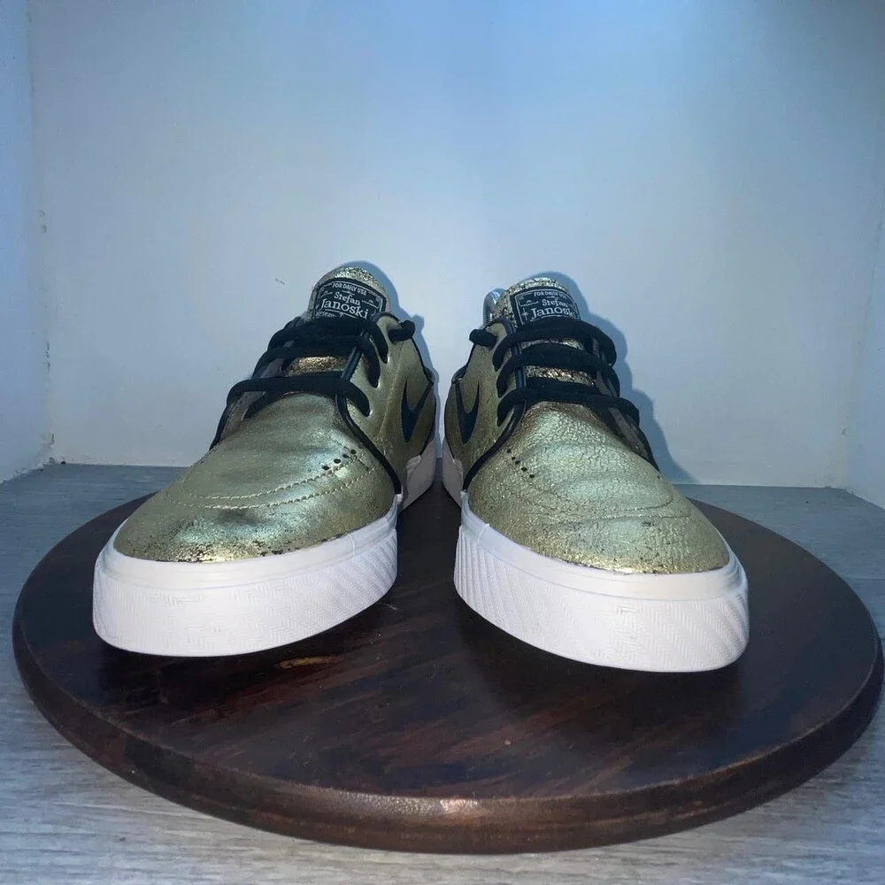 Nike SB Stefan Janoski Zoom Leather Metallic Gold Men's 9 Sneakers 616490-702